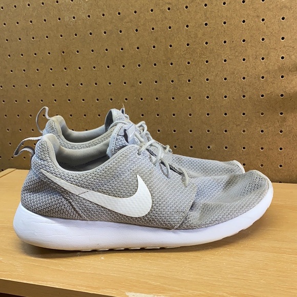 Nike Shoes - Nike Roshe One Wolf Grey Women’s Size 11 Sneakers 2014